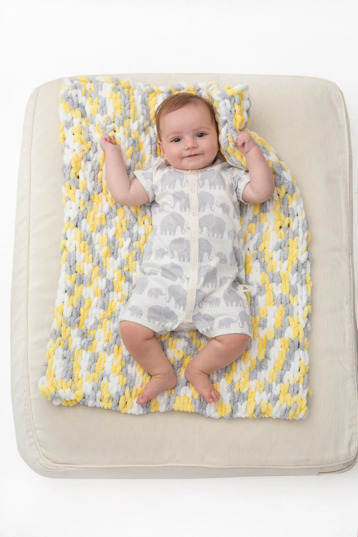 No Needle Blankie with Off the Hook Yarn by Lion Brand