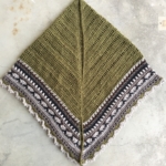 The Sunday Shawl in green
