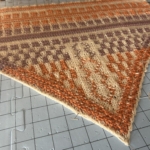 Close up of the gradient scarf pattern.