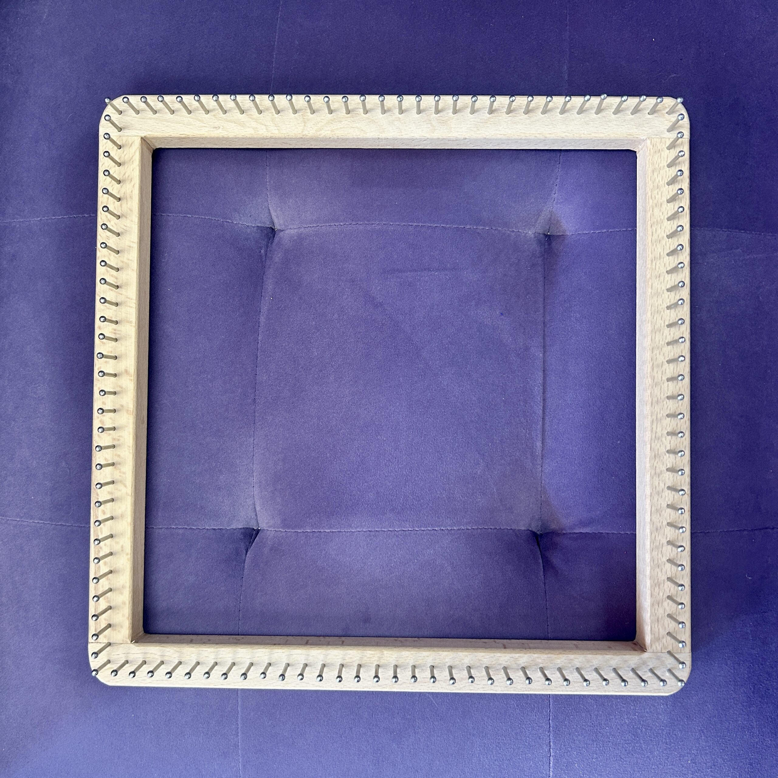 The Heartstring Pin Loom - 30x30cm - Image 4