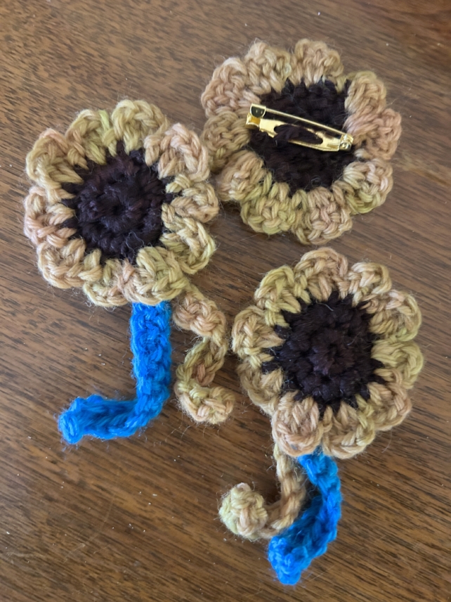 Crocheted Sunflower Brooch