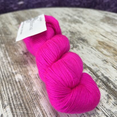 Cascade Heritage - Highlighter Pink (5772)