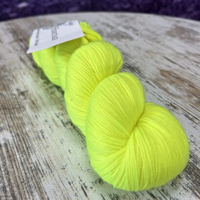 Cascade Heritage - Highlighter Yellow (5774)