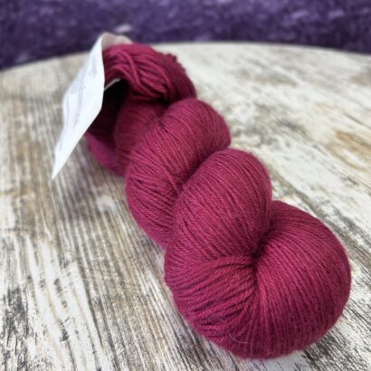 Cascade Heritage - Beet (5793)