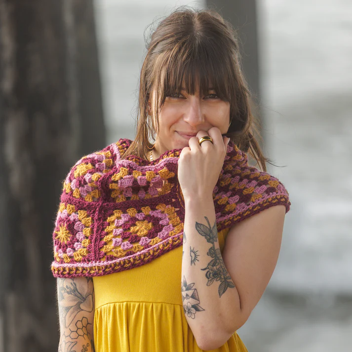 Gerbera Cowl