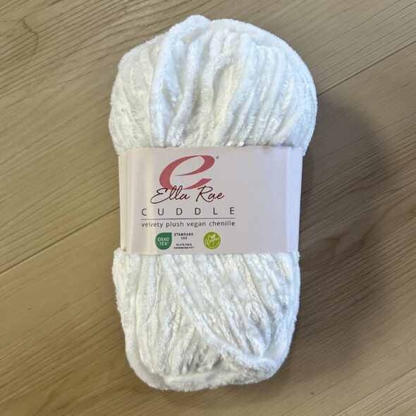 Ella Rae Cuddle - Snowflake (Velvet)