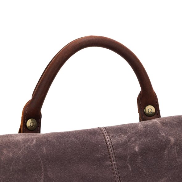 della Q Canvas Maker's Midi Backpack - Image 14