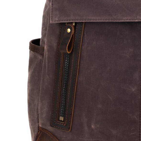 della Q Canvas Maker's Midi Backpack - Image 11