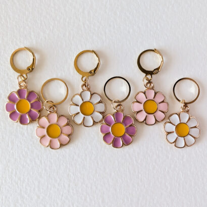 Daisies Stitch Marker Set