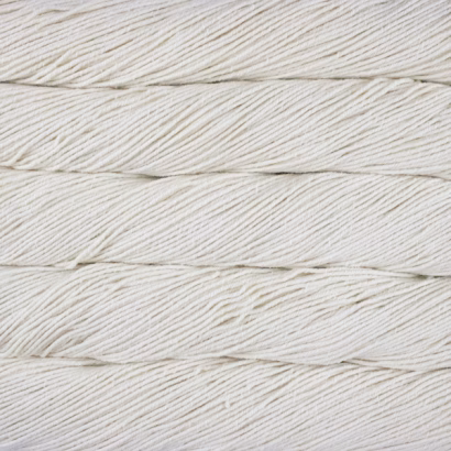 Malabrigo Seis Cabos Frank Ochre (35) – A warm golden-mustard that stands out without overpowering.