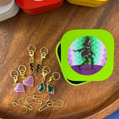 Funky Wave Stitch Markers