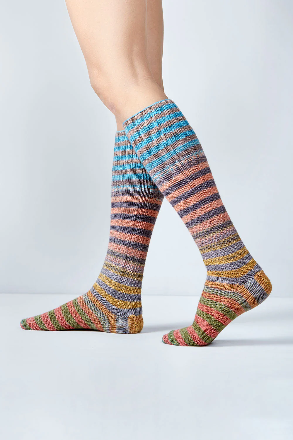 Urth Yarns Uneek Sock Knitting Kits - Image 19