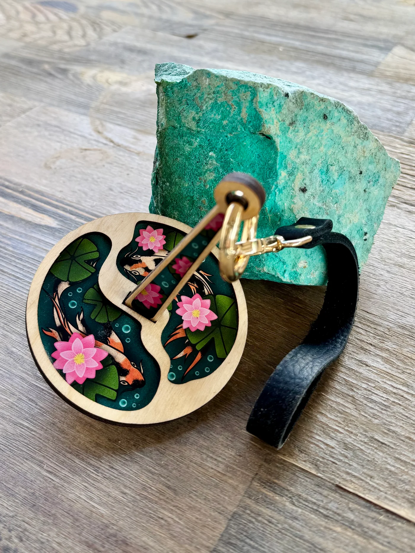 Lemonwood Yarn Minder - Flow