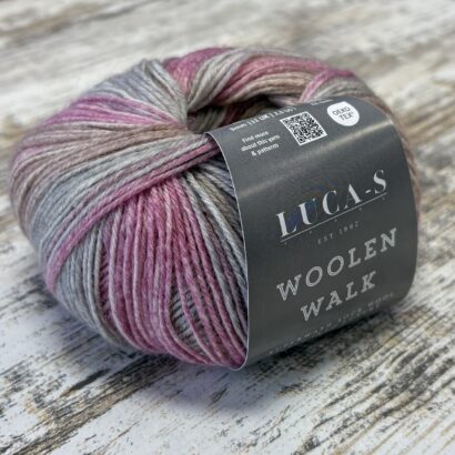 Woolen Walk in Petal Latte