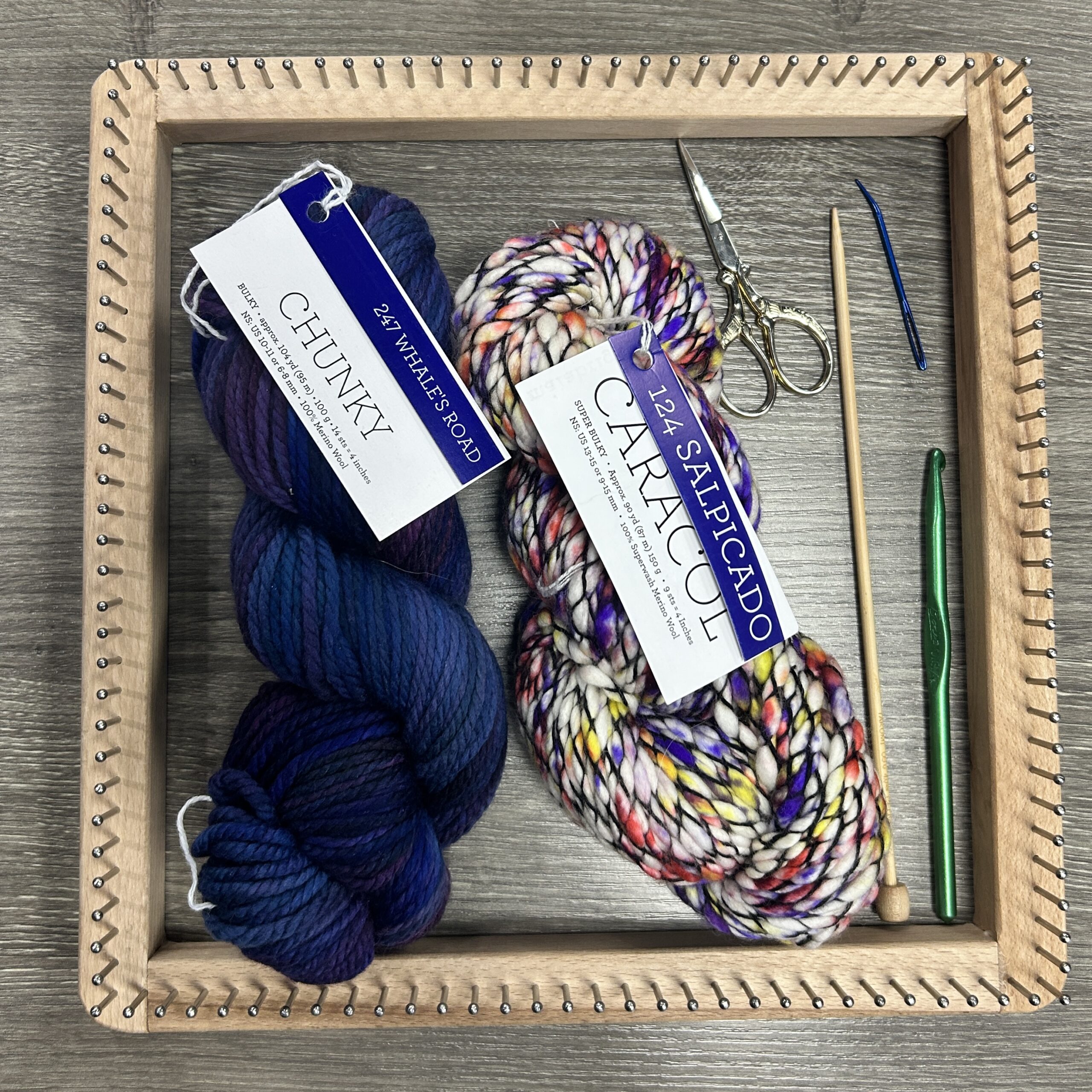 materials for weaving a neckwarmer